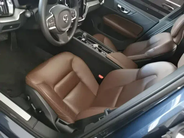 Volvo S60 — Фото автомобиля 14