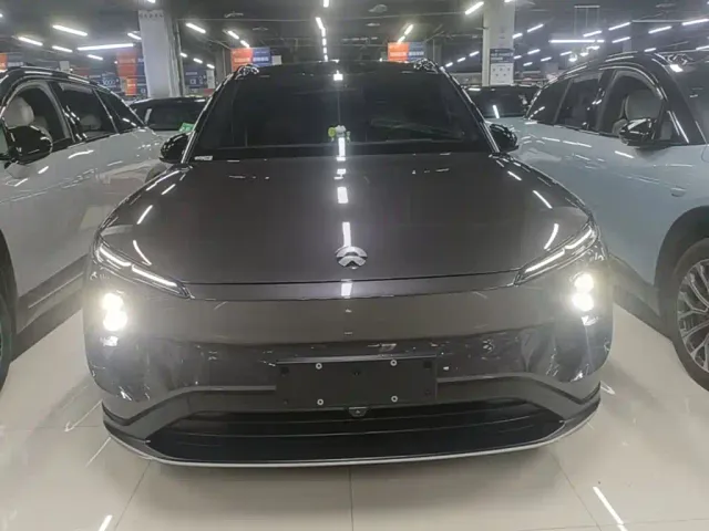 Nio ES6 — Фото автомобиля 2
