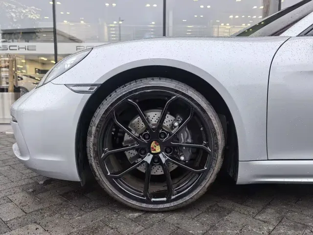 Porsche 718 — Фото автомобиля 7