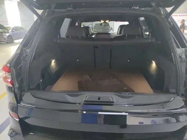BMW X5 — Фото автомобиля 8
