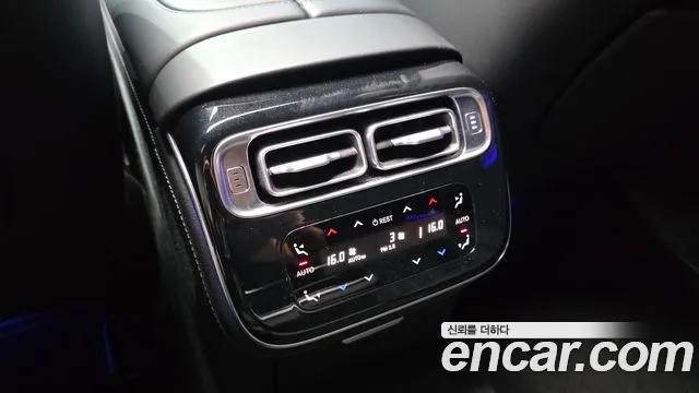 Mercedes-Benz S-Class W223 — Фото автомобиля 26