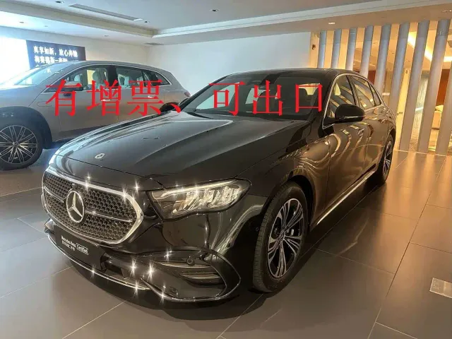 Фотография автомобиля — Mercedes-Benz E-Class