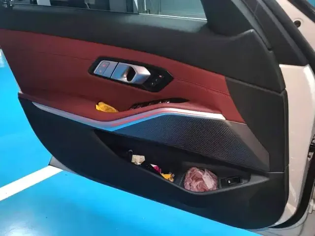 BMW 3 Series — Фото автомобиля 7