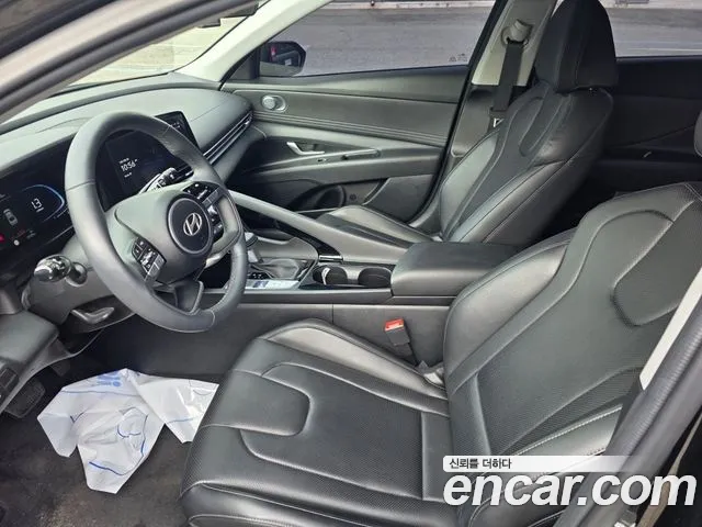 Hyundai AVANTE Новый Avante (CN7) — Фото автомобиля 7