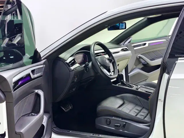 Volkswagen CC — Фото автомобиля 8
