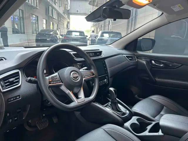 Nissan Qashqai — Фото автомобиля 14
