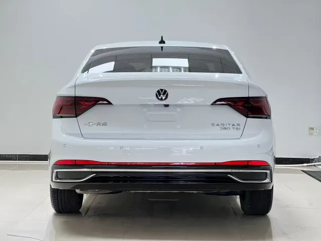 Volkswagen Sagitar — Фото автомобиля 5