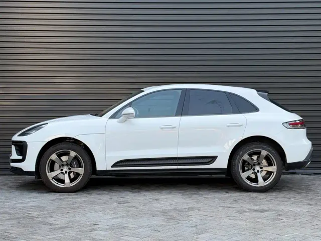 Porsche Macan — Фото автомобиля 4
