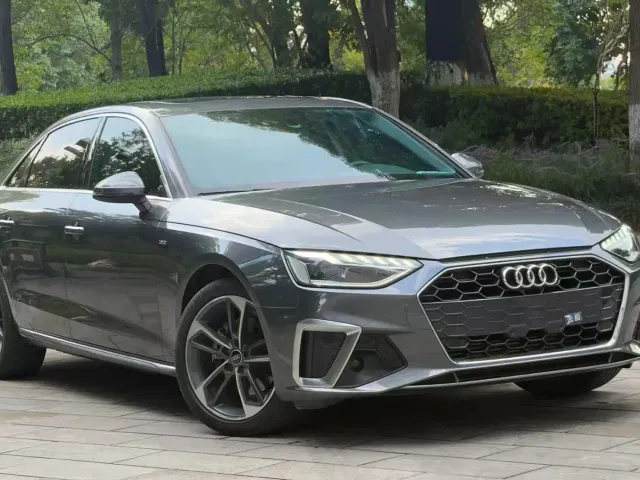 Audi A4L — Фото автомобиля 3