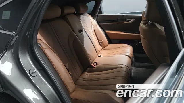 Genesis G80 Бензин 2.5 турбо AWD — Фото автомобиля 11