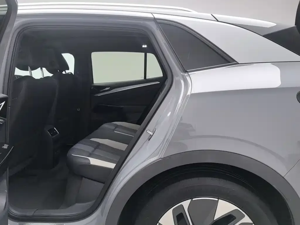 Volkswagen ID.4 CROZZ 2022 Long Range PURE+ Edition — Фото автомобиля 15