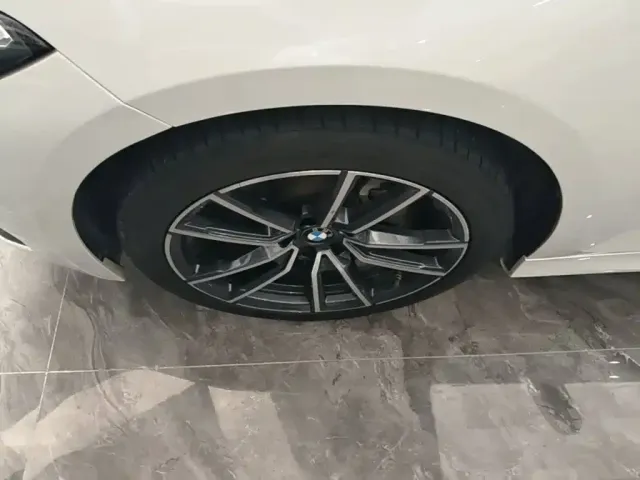 BMW 3 Series — Фото автомобиля 22
