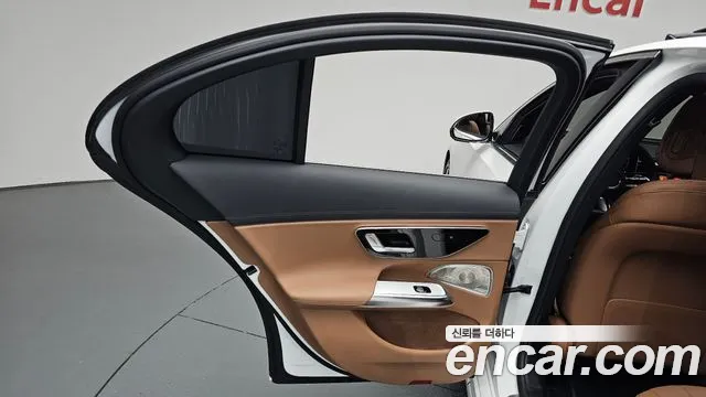 Mercedes-Benz E-Class W214 — Фото автомобиля 14