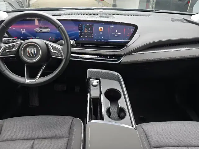 Buick E5 — Фото автомобиля 6