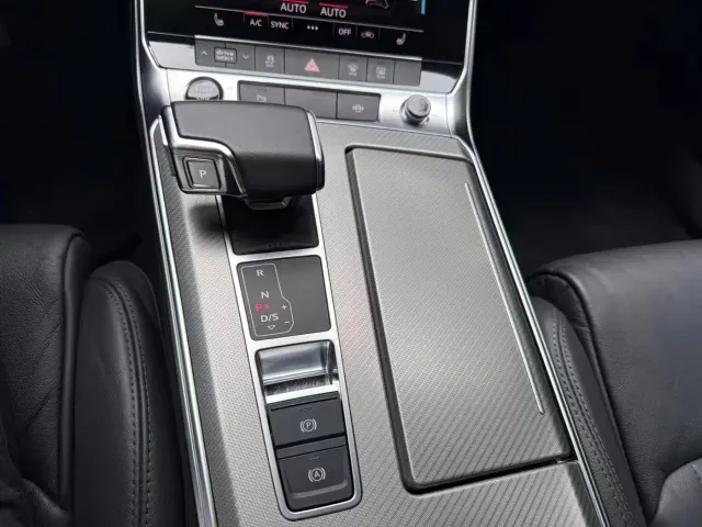 Audi A6L — Фото автомобиля 10