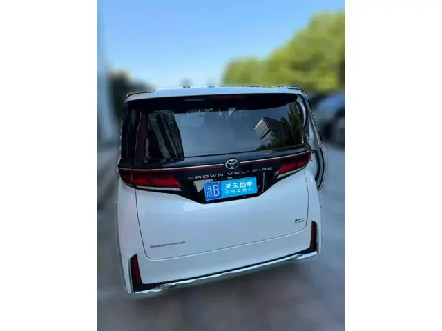 Toyota Vellfire — Фото автомобиля 2