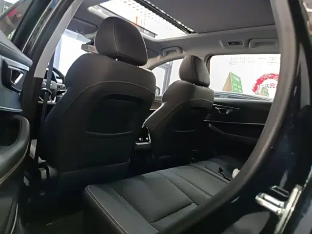 Chery Tiggo 8 — Фото автомобиля 16