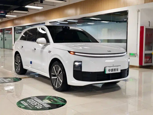 Li Auto L6 — Фото автомобиля 3
