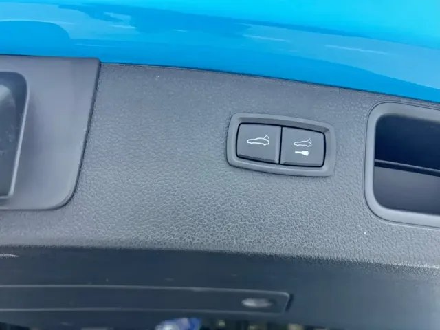 Porsche Macan — Фото автомобиля 23