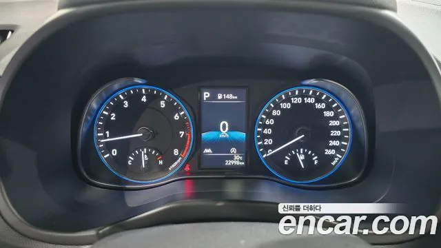 Hyundai Kona Новый Kona Бензин 1.6 турбо 2WD — Фото автомобиля 8