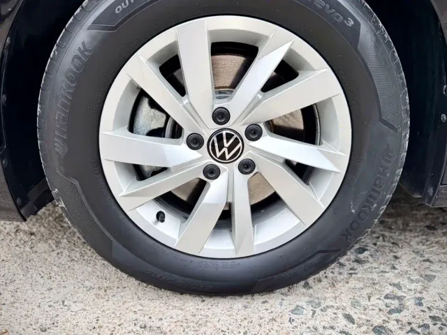Volkswagen Passat — Фото автомобиля 9