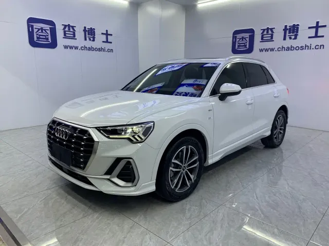 Фотография автомобиля — Audi Q3