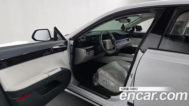 Hyundai Grandeur GN7 — Фото автомобиля 10