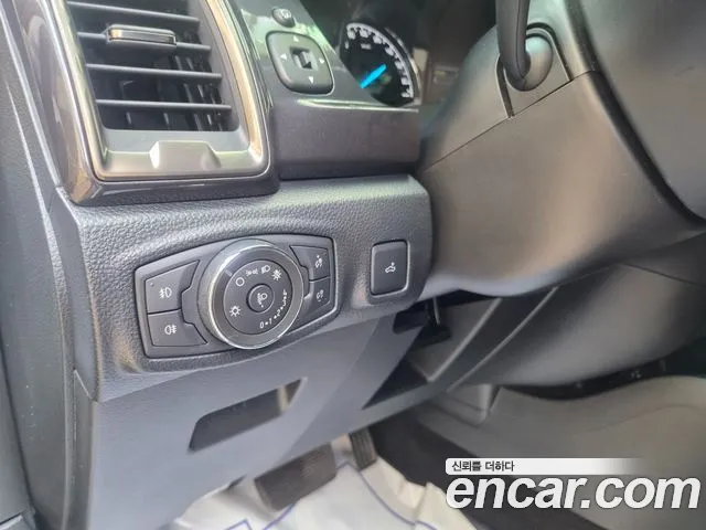 Ford Ranger — Фото автомобиля 12