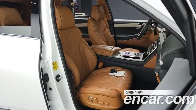 Genesis GV80 — Фото автомобиля 16