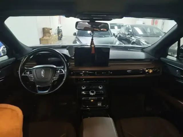 Lincoln Nautilus 2021 2.0T AWD Elegance Edition — Фото автомобиля 17