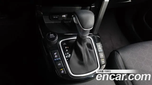 Kia Seltos Бензин 1.6 турбо 2WD — Фото автомобиля 9