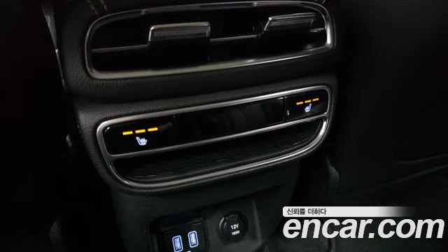 Genesis GV80 — Фото автомобиля 27