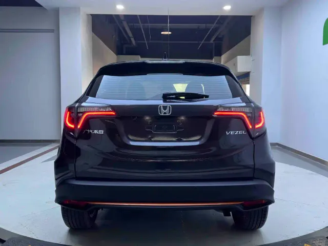 Honda Vezel — Фото автомобиля 4
