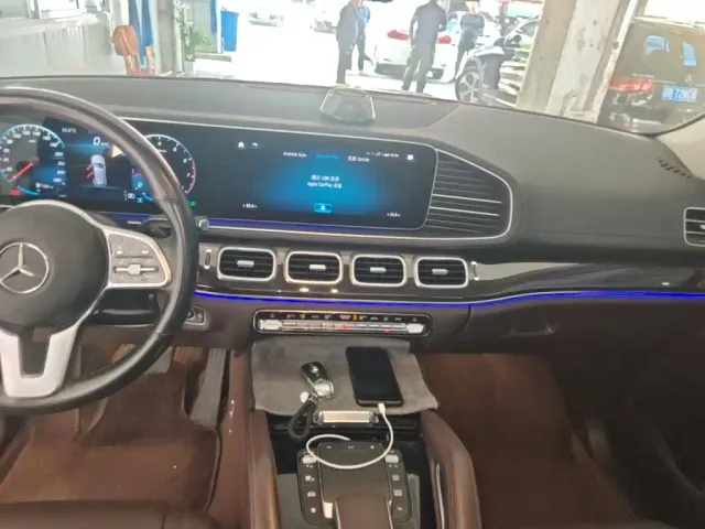 Mercedes-Benz GLE-Class — Фото автомобиля 12
