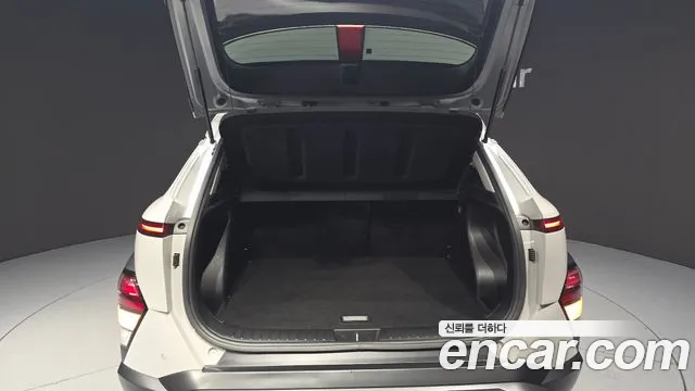 Hyundai Kona Kona (SX2) Бензин 1.6 Turbo 4WD — Фото автомобиля 29