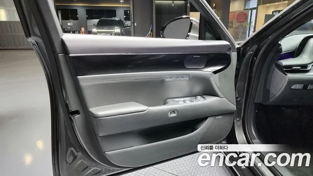 Genesis G90 Бензин 3.5 турбо AWD — Фото автомобиля 18