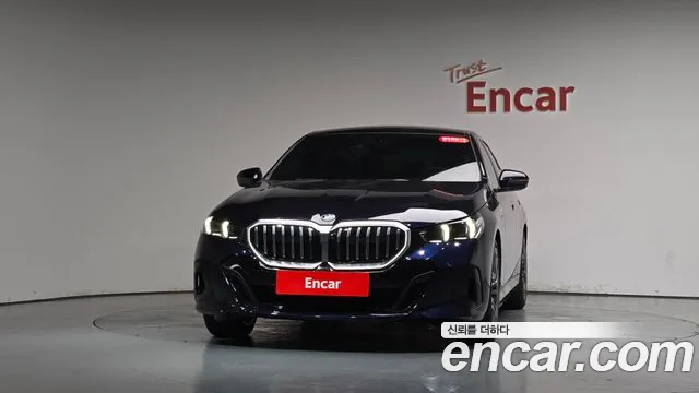 BMW 5-Series 5 серия (G60) — Фото автомобиля 3