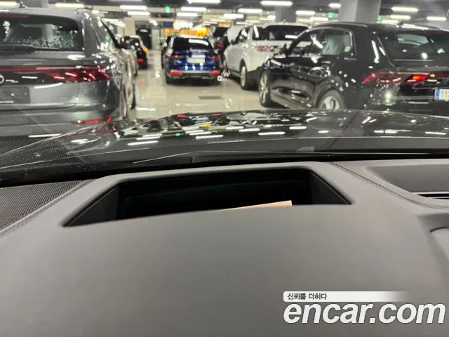 Audi Q8 50 TDI quattro Premium — Фото автомобиля 8