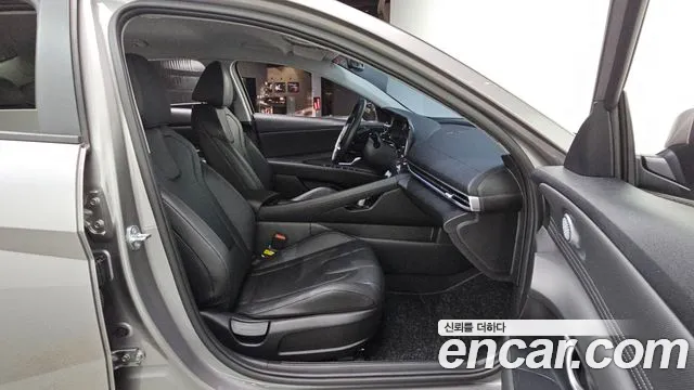 Hyundai Avante CN7 — Фото автомобиля 12