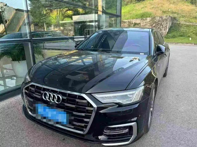 Фотография автомобиля — Audi A6L