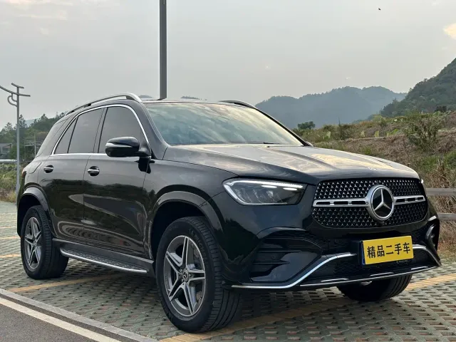Mercedes-Benz GLE-Class — Фото автомобиля 3
