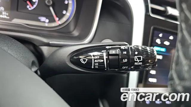 Hyundai Tucson Tucson (NX4) Дизель 2.0 2WD — Фото автомобиля 28