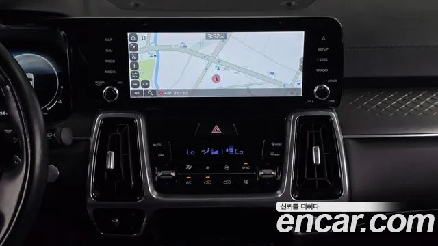 Kia Sorento Sorento 4-е поколение Бензин 2.5T 2WD — Фото автомобиля 11