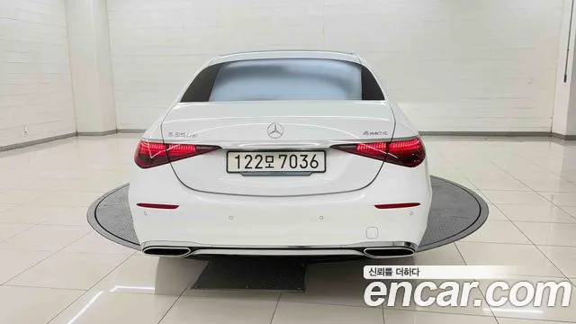 Mercedes-Benz S-Class — Фото автомобиля 4