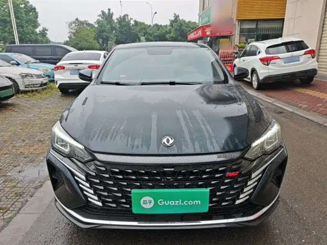 Dongfeng Yixuan MAX — Фото автомобиля 2