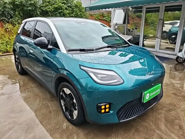 GAC Aion UT — Фото автомобиля 21