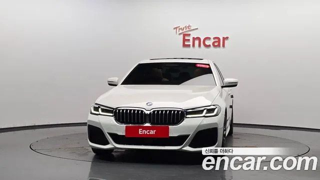 BMW 5-Series — Фото автомобиля 2