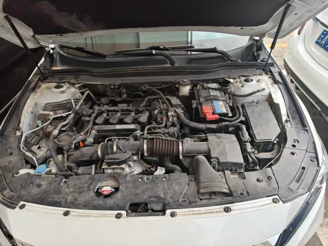 Honda Accord — Фото автомобиля 25
