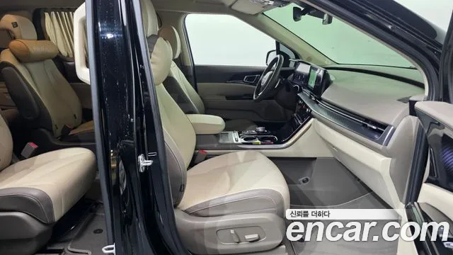 Kia Carnival 4th Gen — Фото автомобиля 17