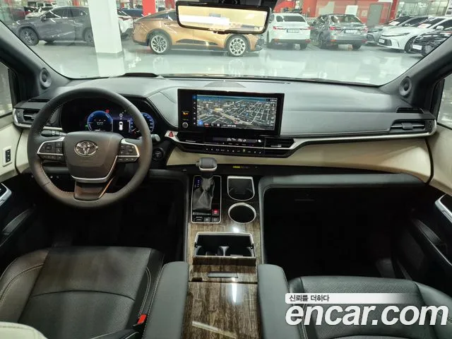 Toyota Sienna 4th Gen — Фото автомобиля 16